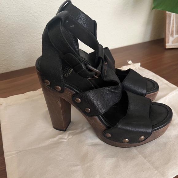 STUART WEITZMAN NudistSong patent-leather sandals | NET-A-PORTER Stuart Weitzman High Sandal